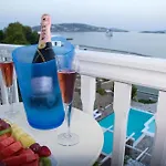Hotel Apanema 4*