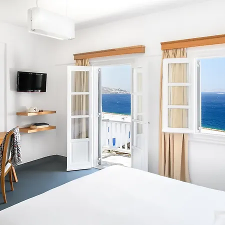 απάνεμα Ξενοδοχείο 4*